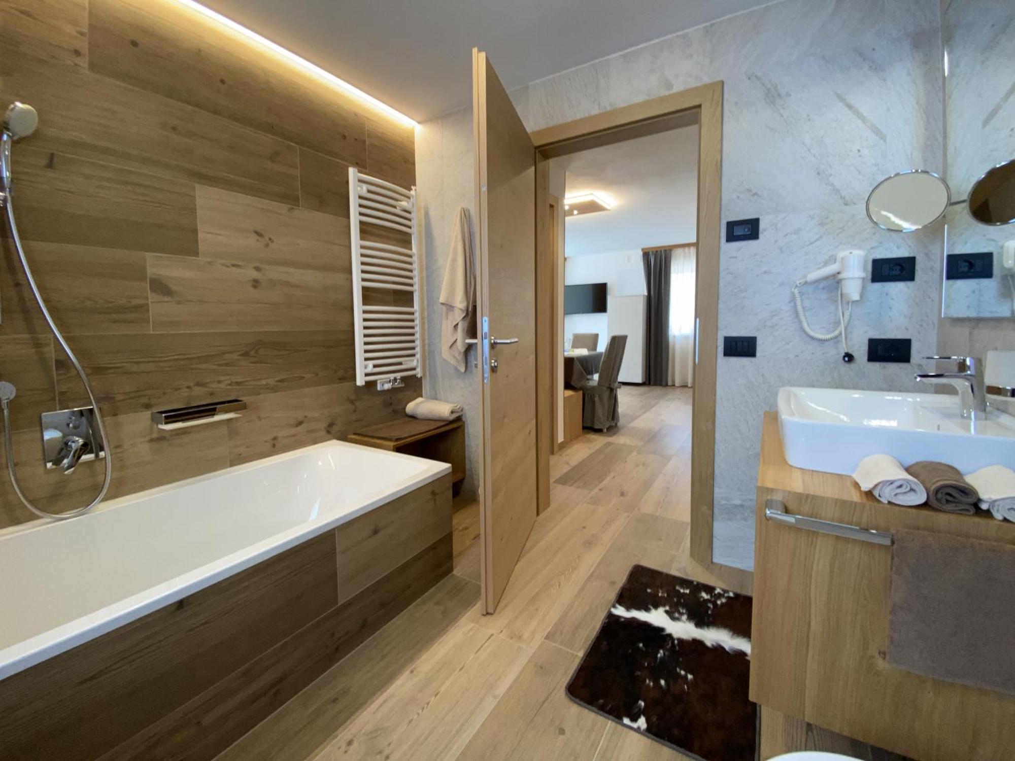Aparthotel Ciasa Nene Franzl Badia  Exteriér fotografie
